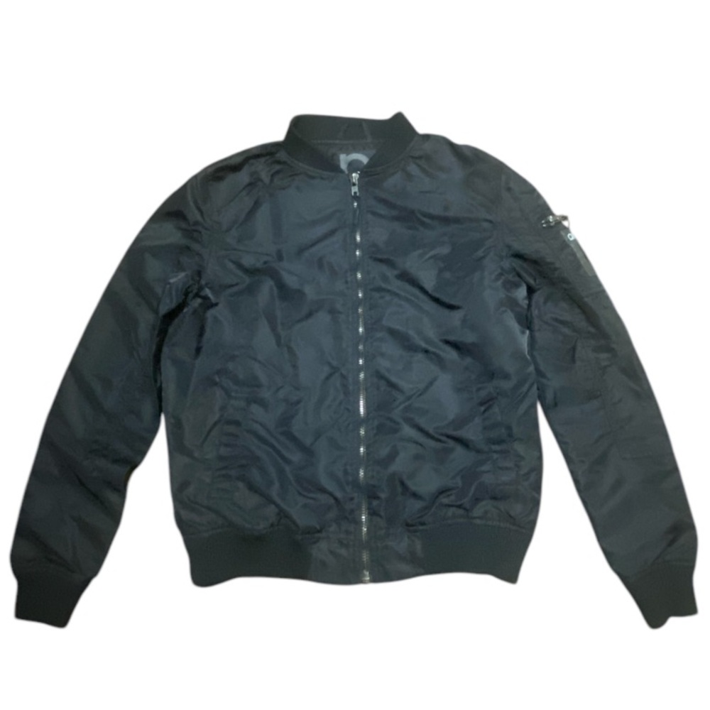 ARKADE BOMBER
